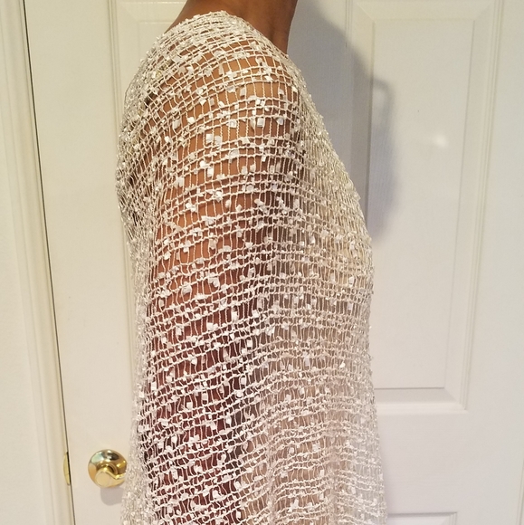 Cream Shawl Cover - Picture 5 of 8